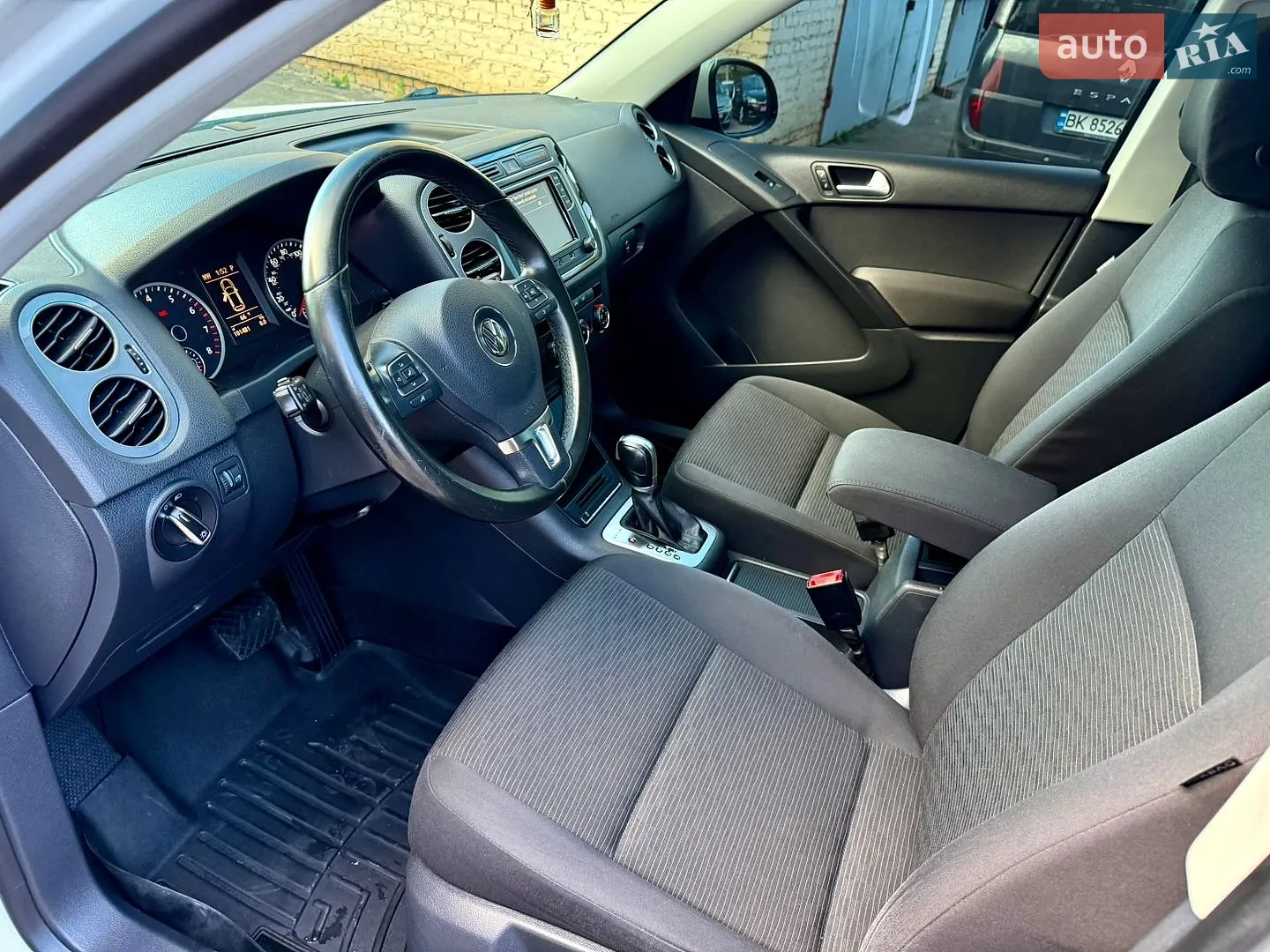 2015 Volkswagen Tiguan - мініатюра 16