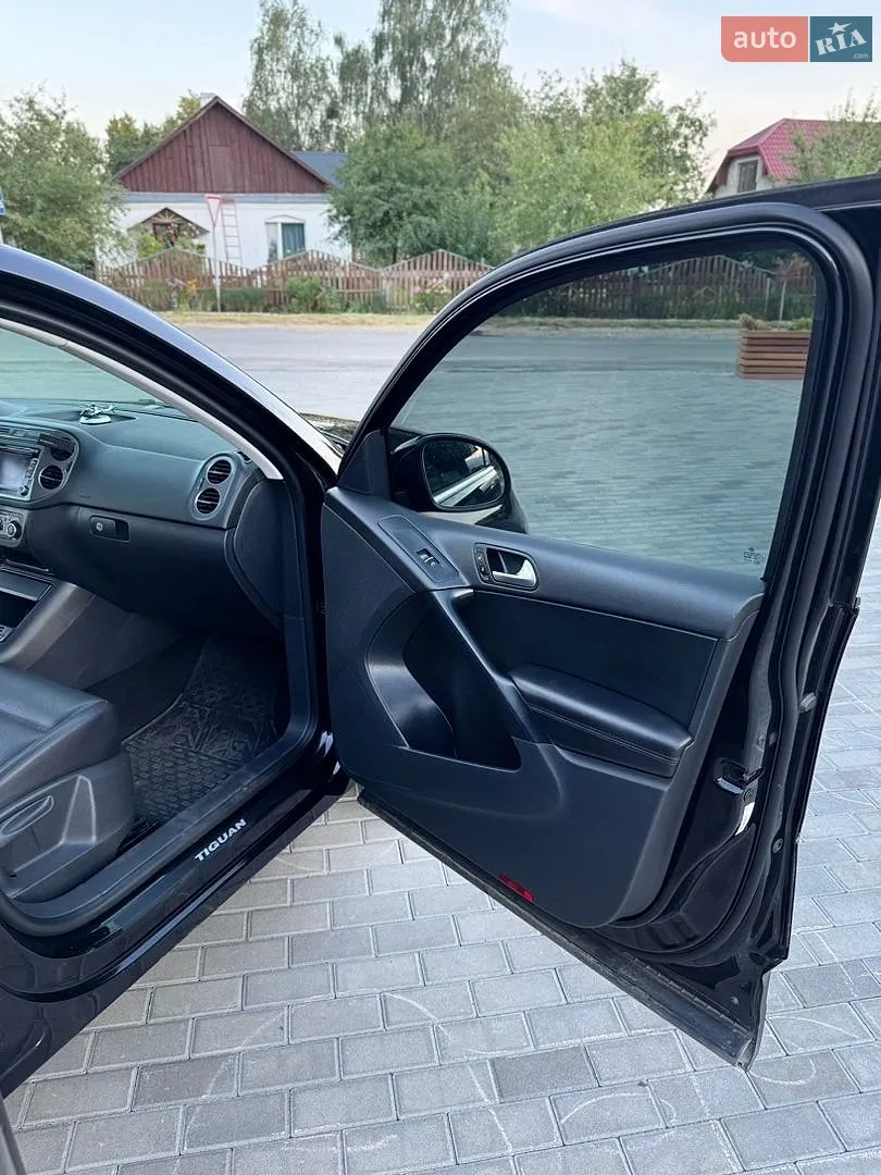2012 Volkswagen Tiguan - мініатюра 17