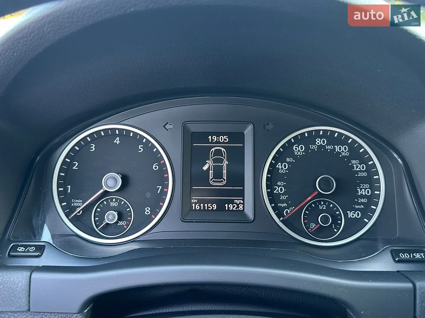 2016 Volkswagen Tiguan - мініатюра 14