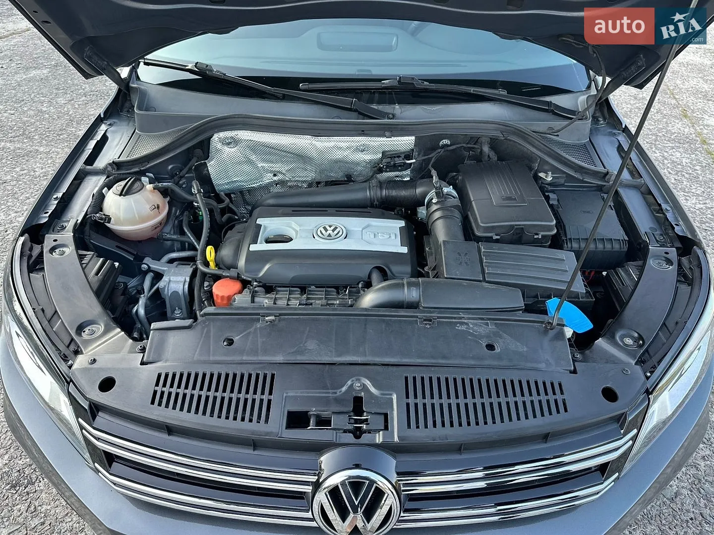 2016 Volkswagen Tiguan - мініатюра 18