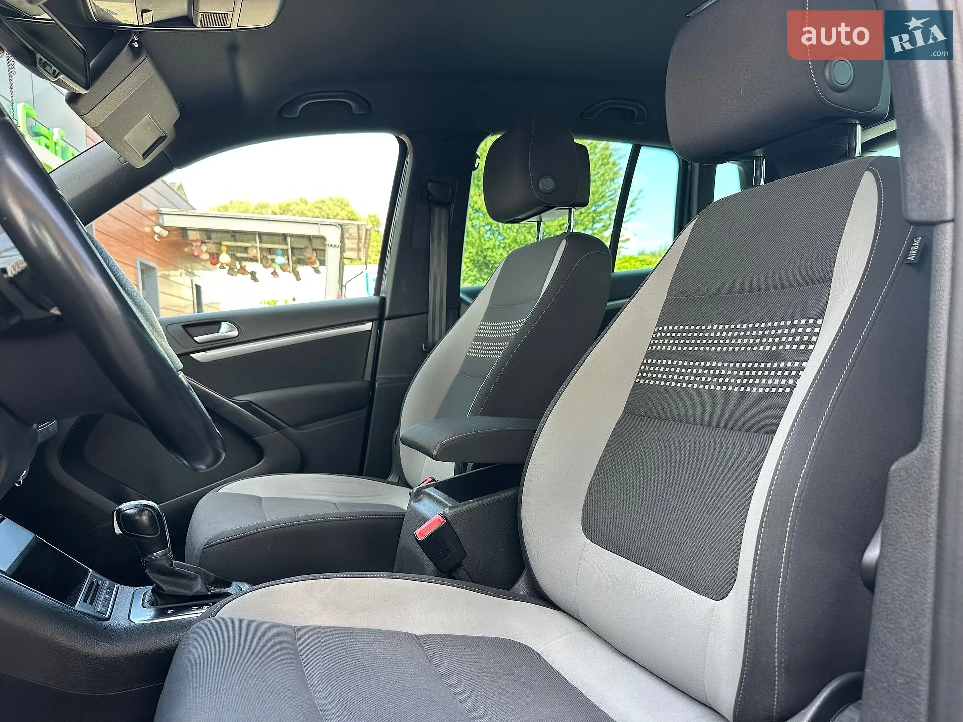 2013 Volkswagen Tiguan - мініатюра 26
