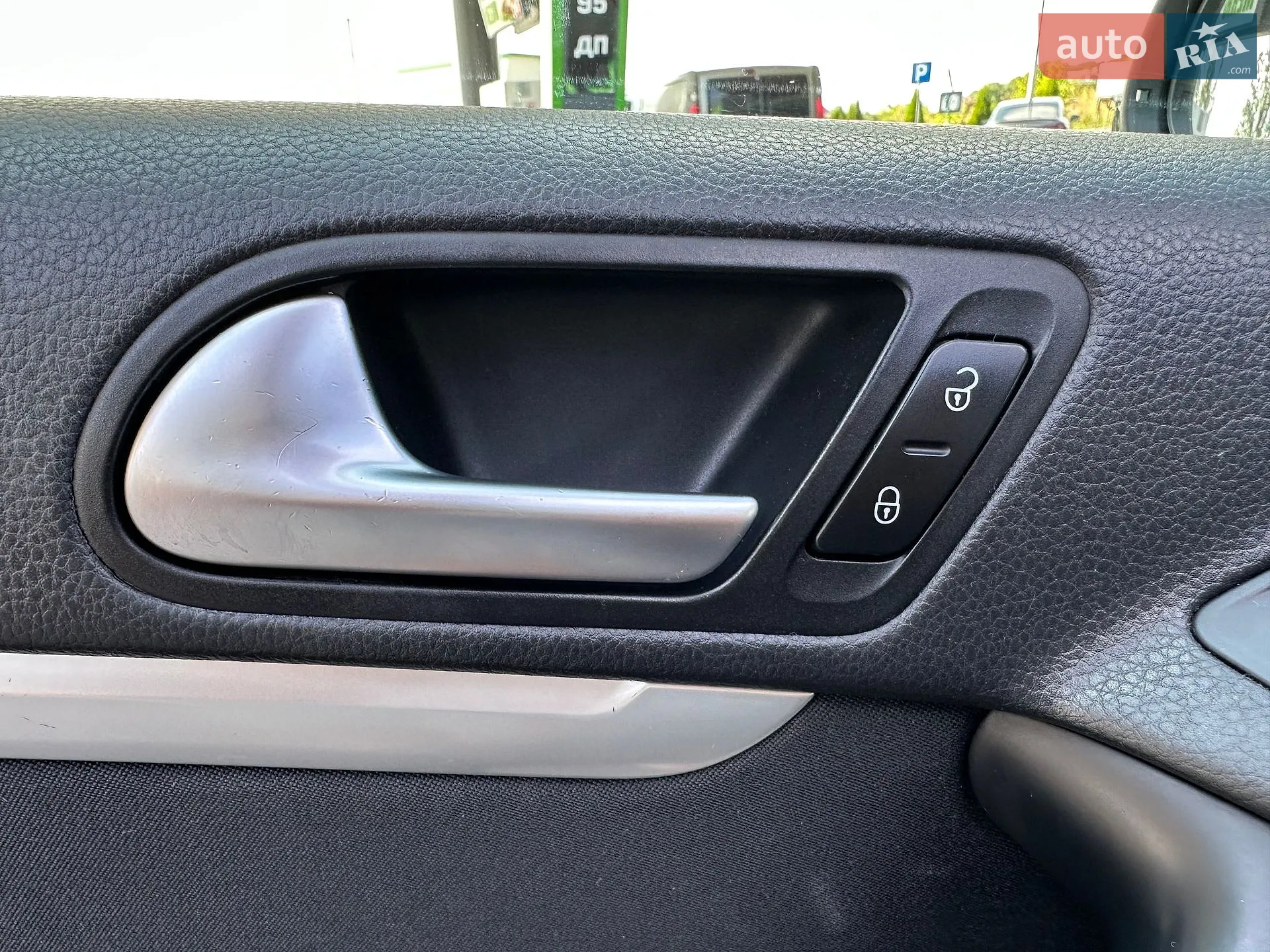 2013 Volkswagen Tiguan - мініатюра 42