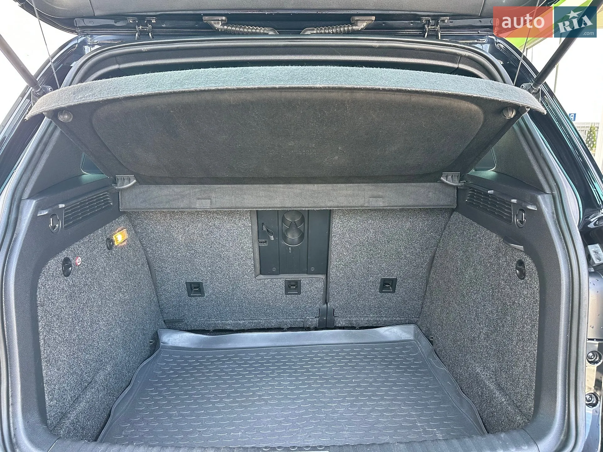 2013 Volkswagen Tiguan - мініатюра 50