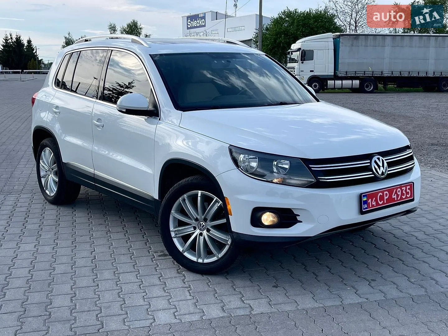 2014 Volkswagen Tiguan - мініатюра 10