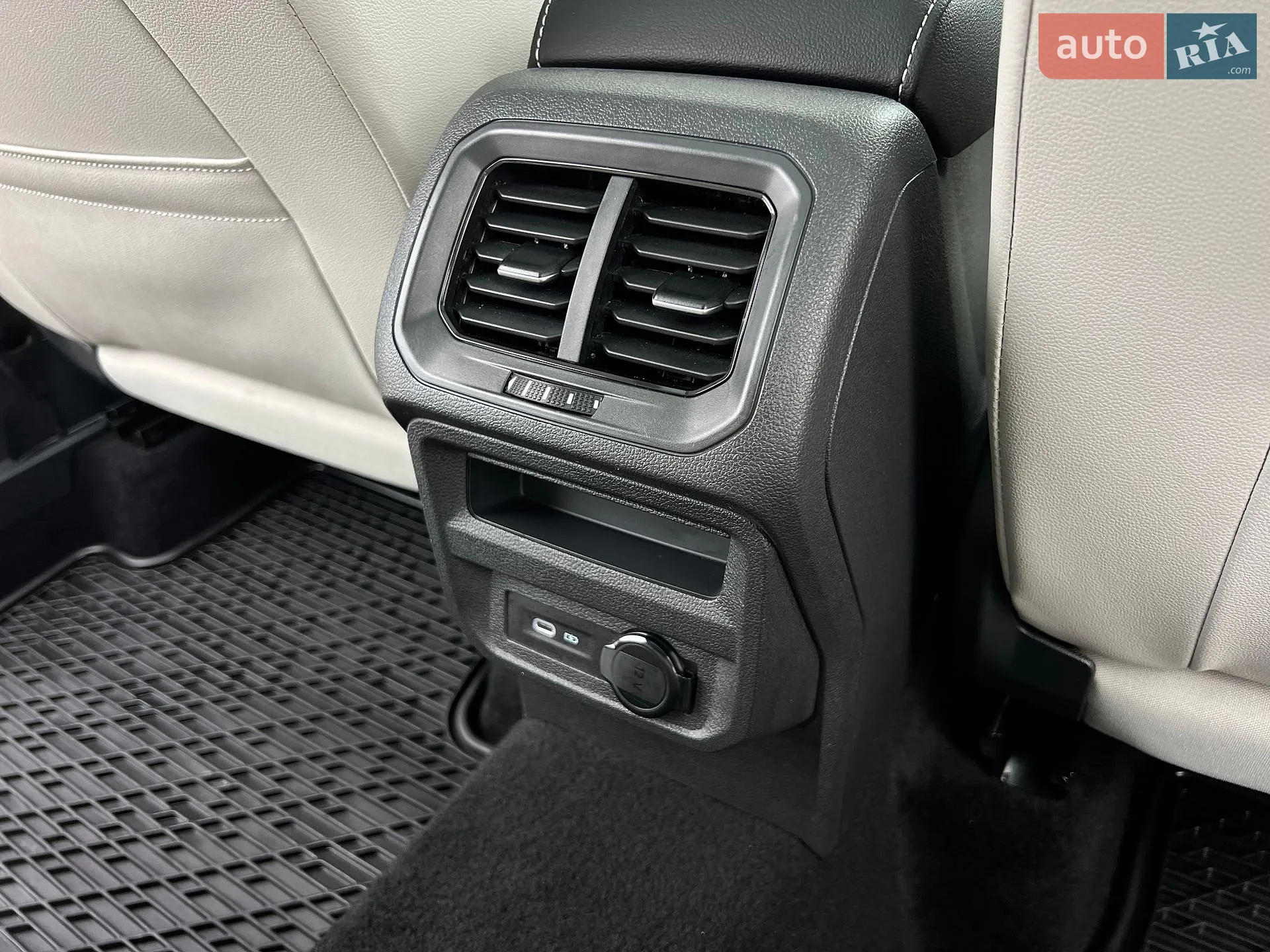 2021 Volkswagen Tiguan - мініатюра 137