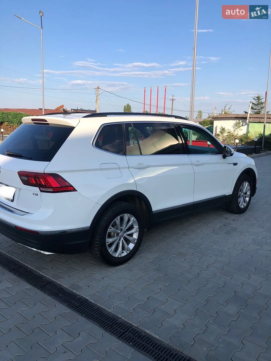 2018 Volkswagen Tiguan - мініатюра 27