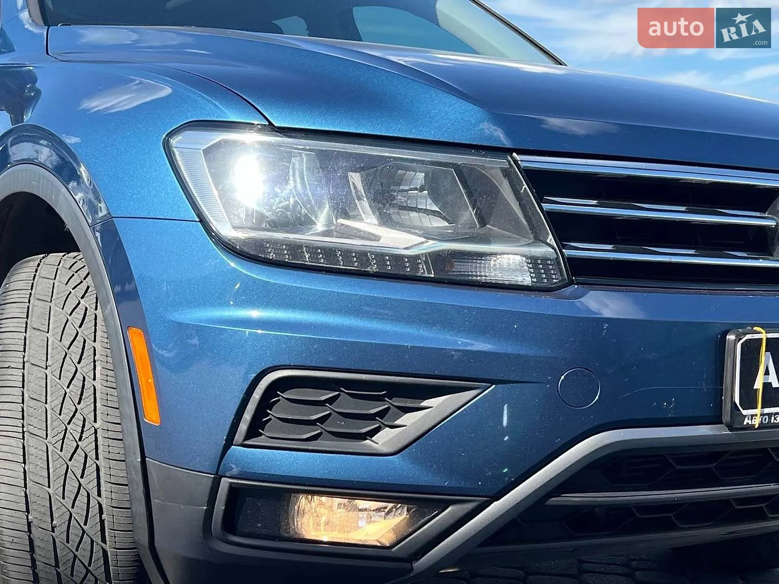 2018 Volkswagen Tiguan - мініатюра 13