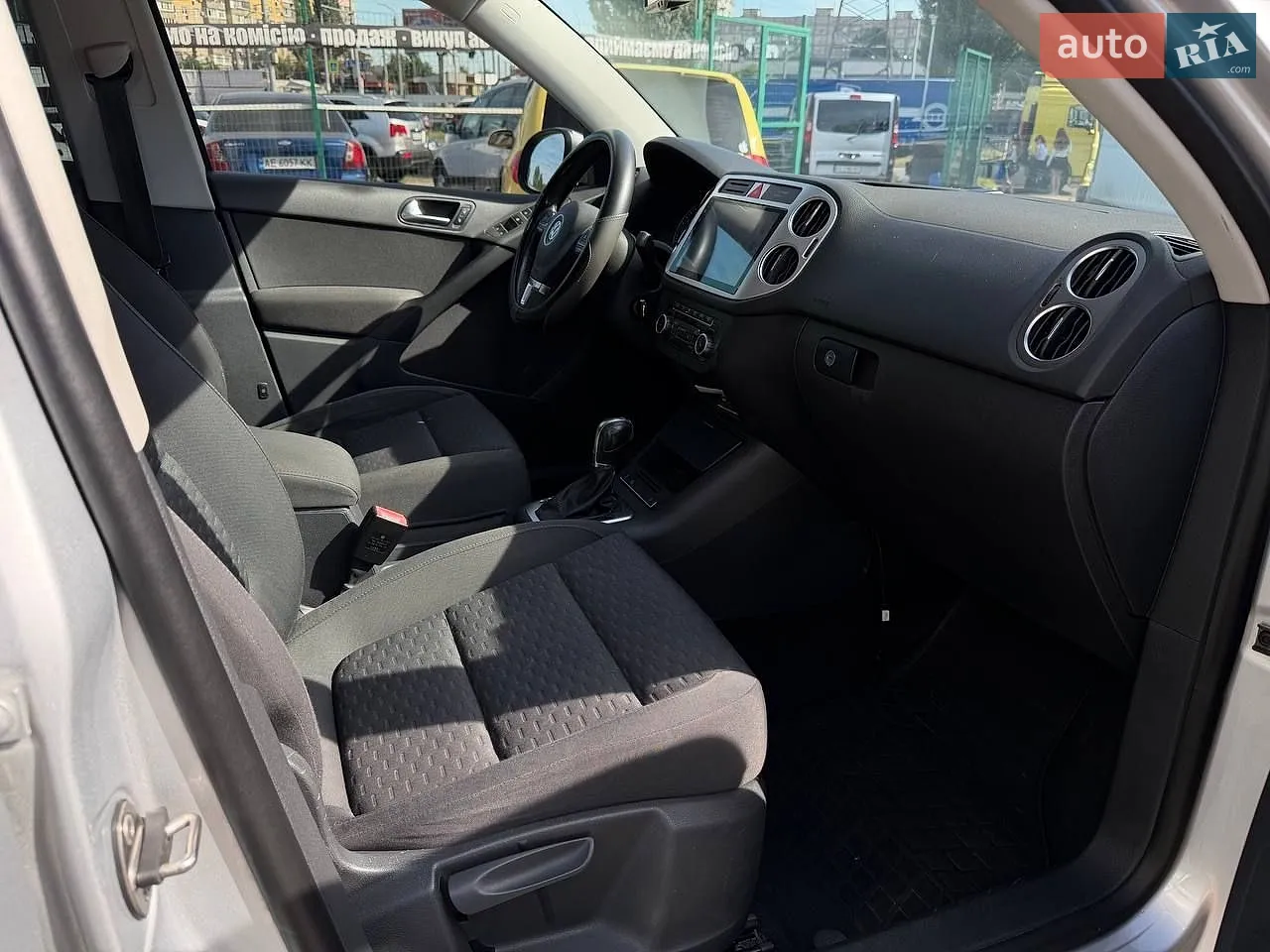 2010 Volkswagen Tiguan - мініатюра 15