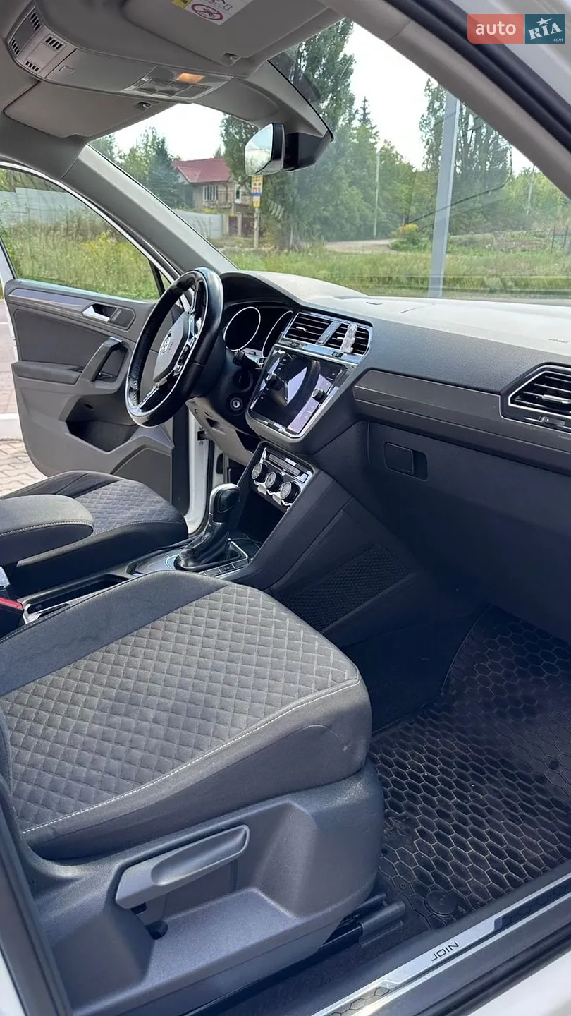 2018 Volkswagen Tiguan - мініатюра 23