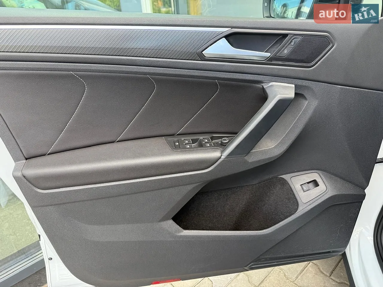 2023 Volkswagen Tiguan - мініатюра 21
