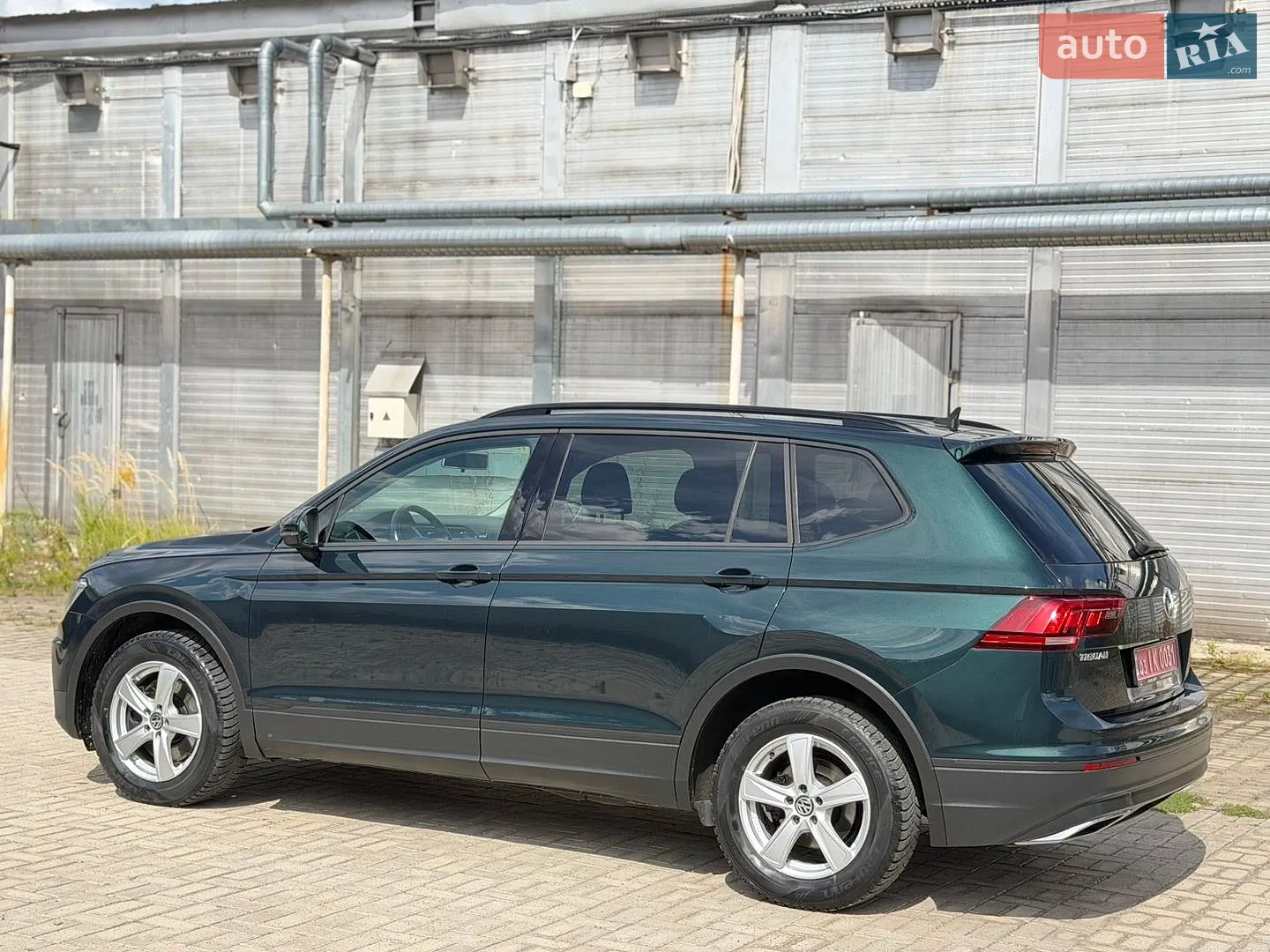 2017 Volkswagen Tiguan - мініатюра 6