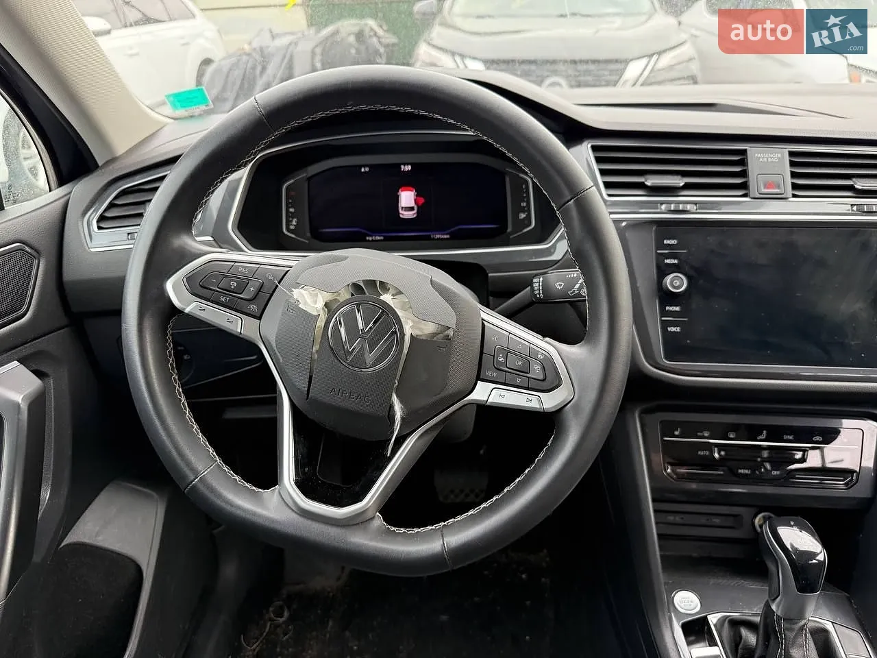 2022 Volkswagen Tiguan - мініатюра 42