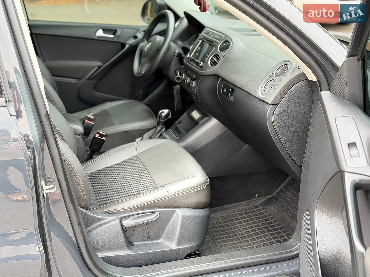 2015 Volkswagen Tiguan - мініатюра 10
