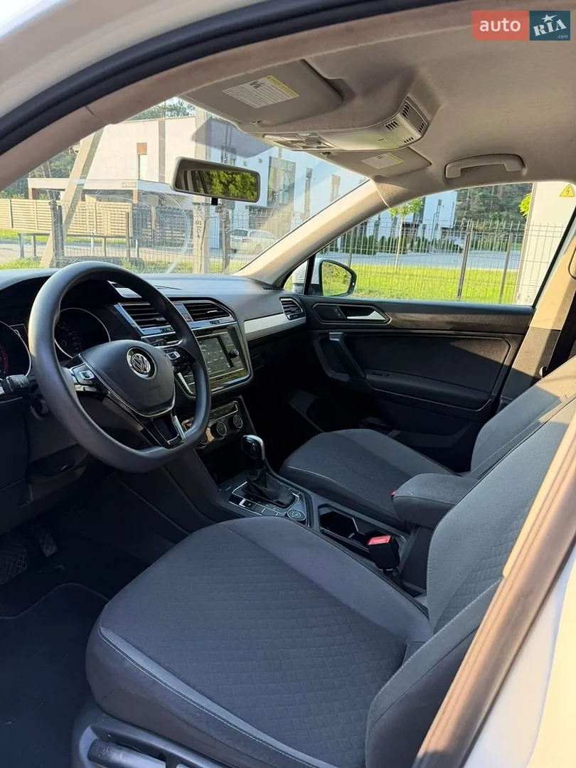 2018 Volkswagen Tiguan - мініатюра 12