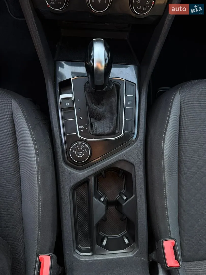 2018 Volkswagen Tiguan - мініатюра 15