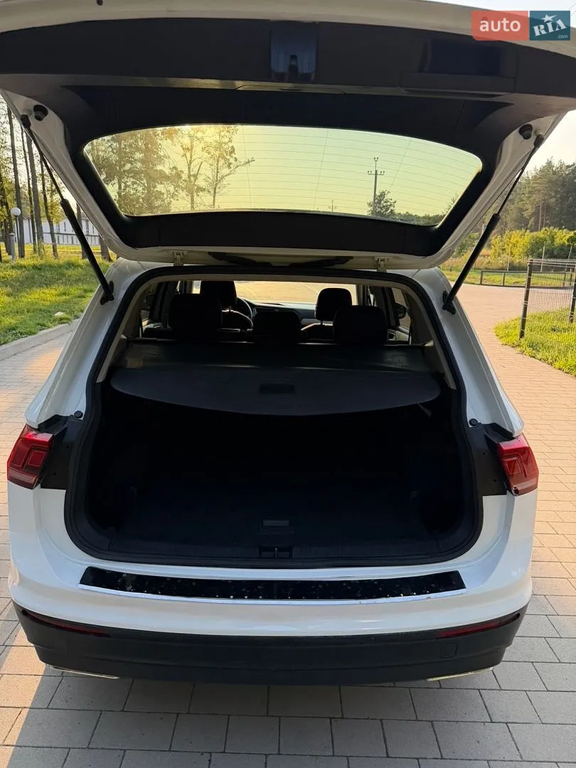 2018 Volkswagen Tiguan - мініатюра 21