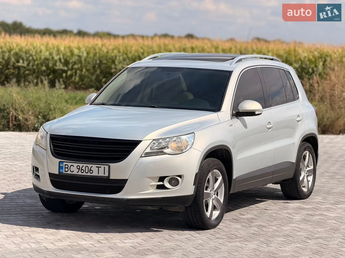2010 Volkswagen Tiguan - мініатюра 35