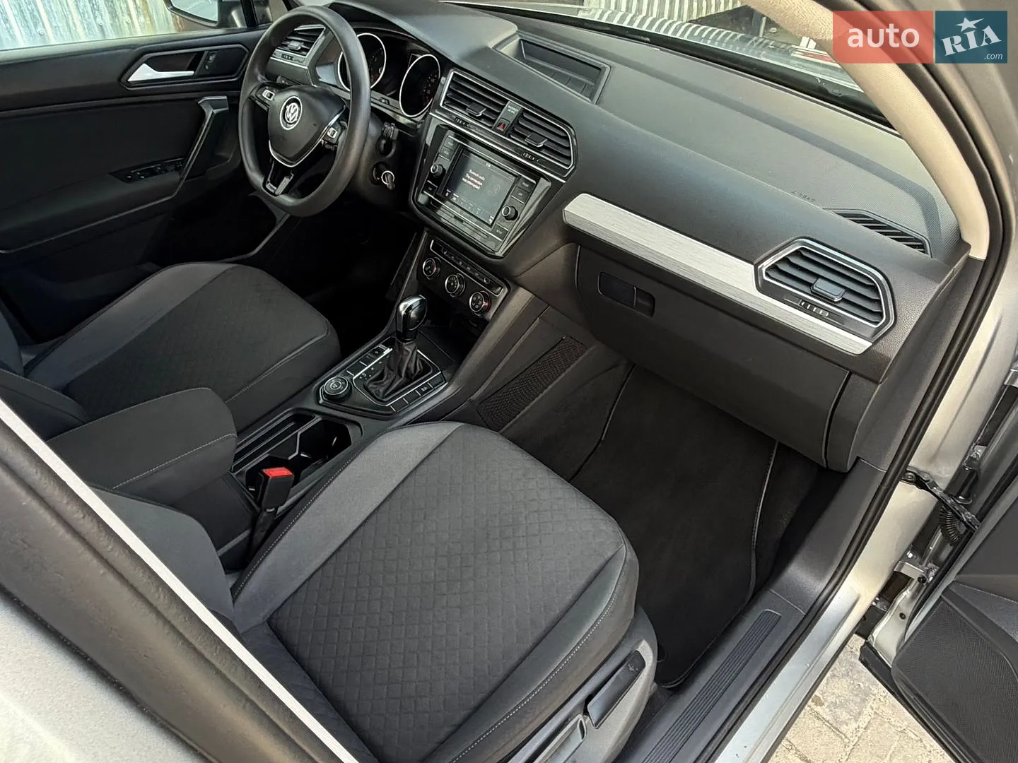 2019 Volkswagen Tiguan - мініатюра 47