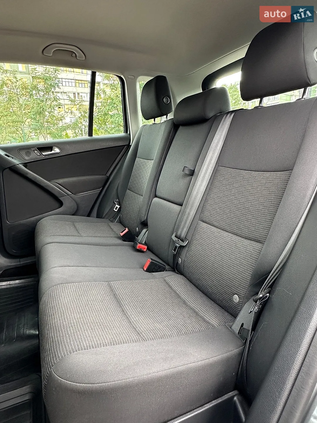 2017 Volkswagen Tiguan - мініатюра 23