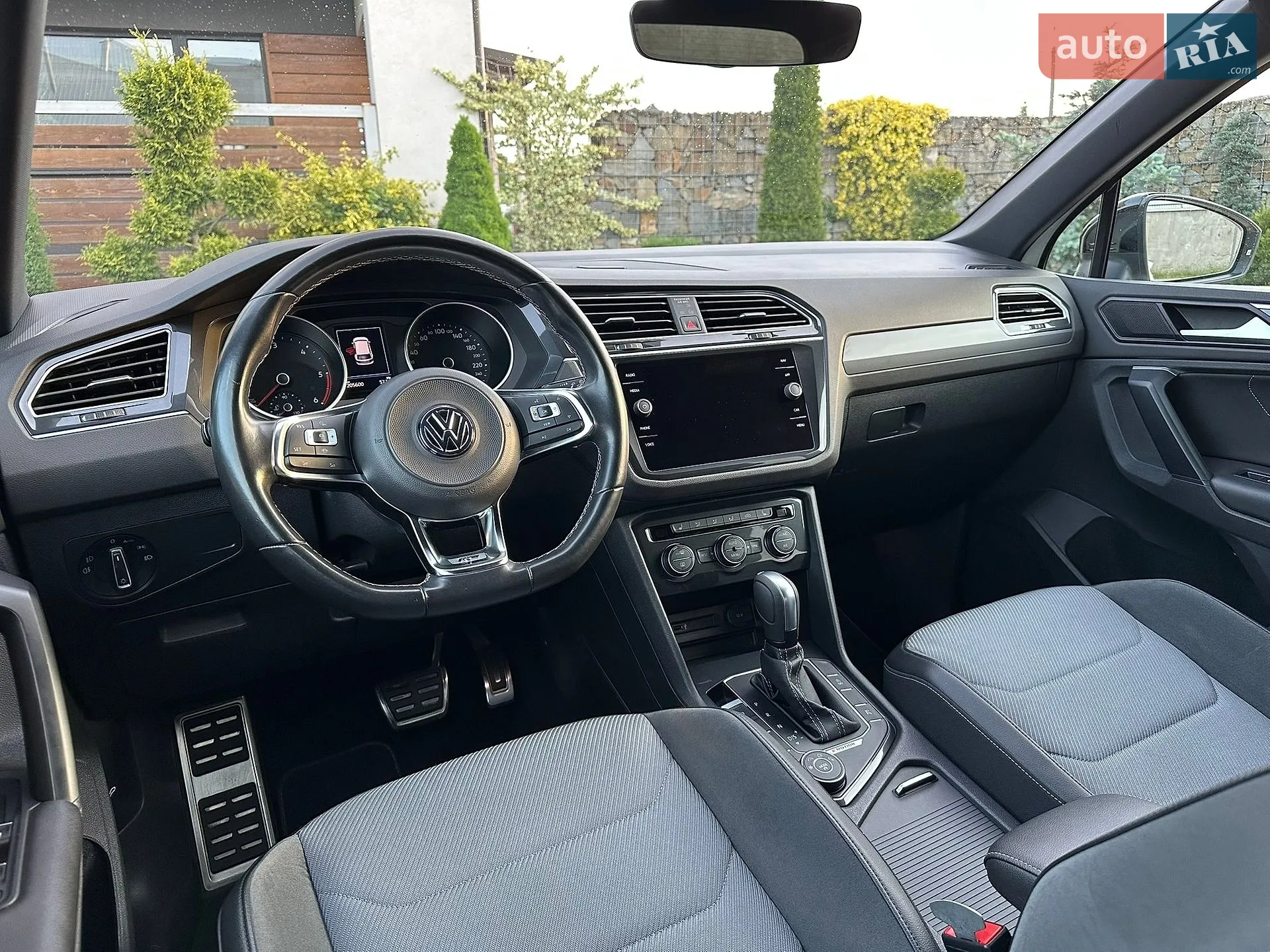 2020 Volkswagen Tiguan - мініатюра 23