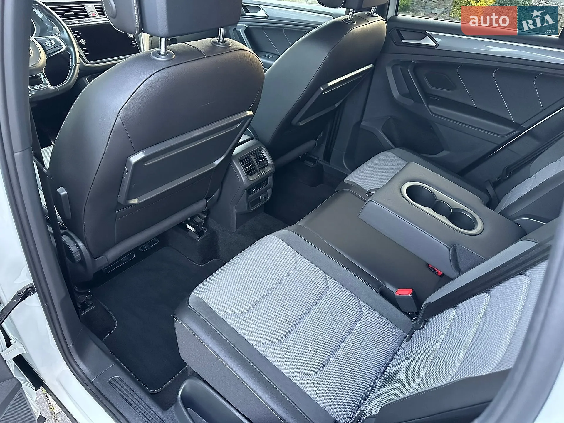 2020 Volkswagen Tiguan - мініатюра 50