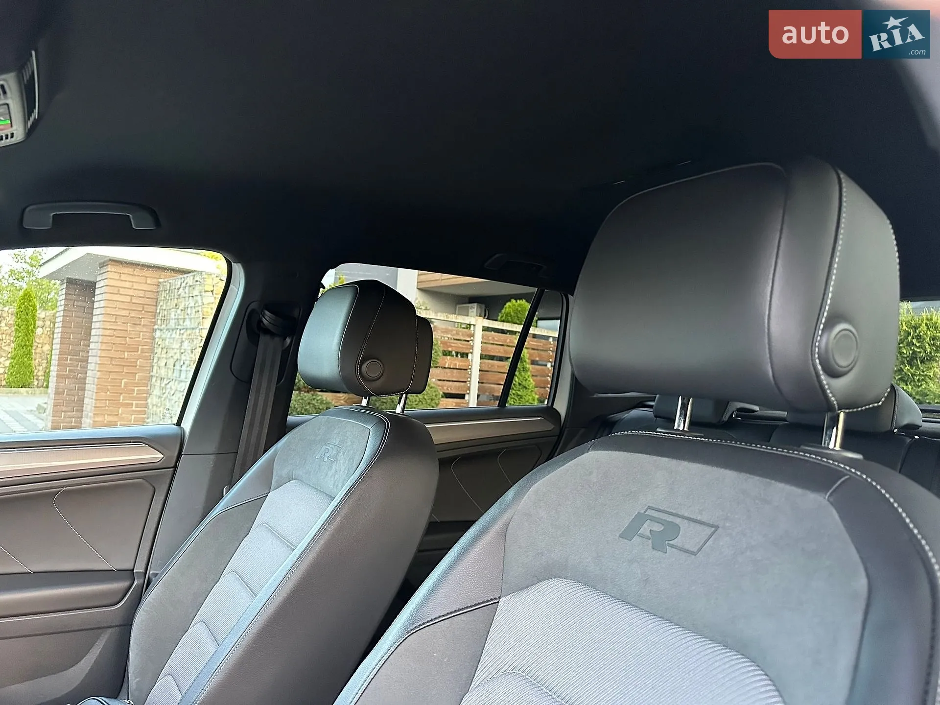 2020 Volkswagen Tiguan - мініатюра 25
