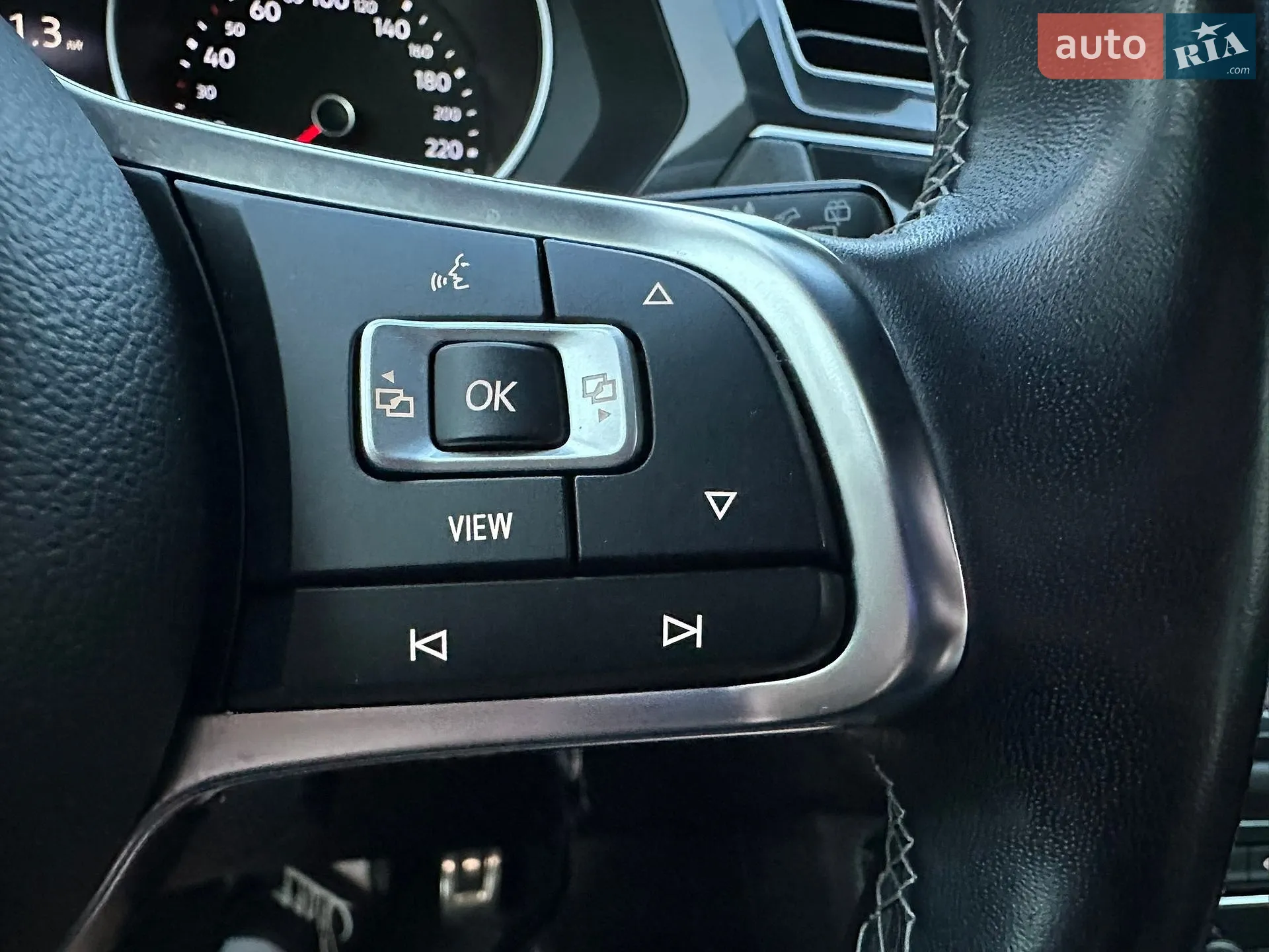 2020 Volkswagen Tiguan - мініатюра 49