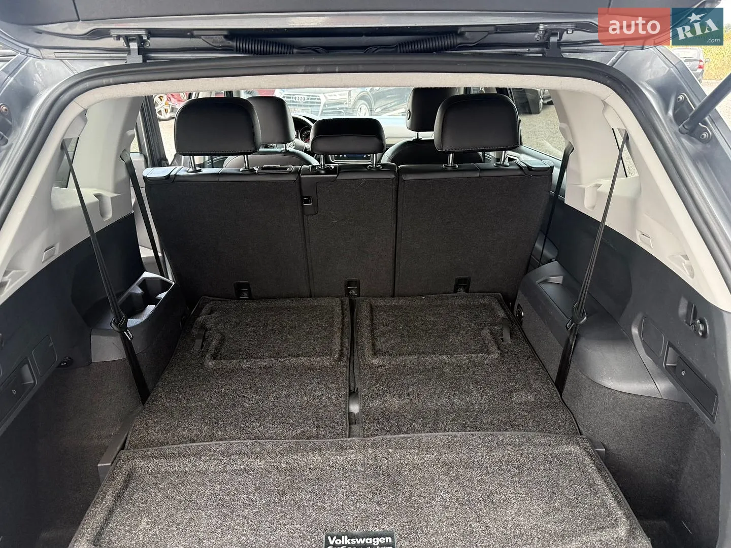 2018 Volkswagen Tiguan - мініатюра 21