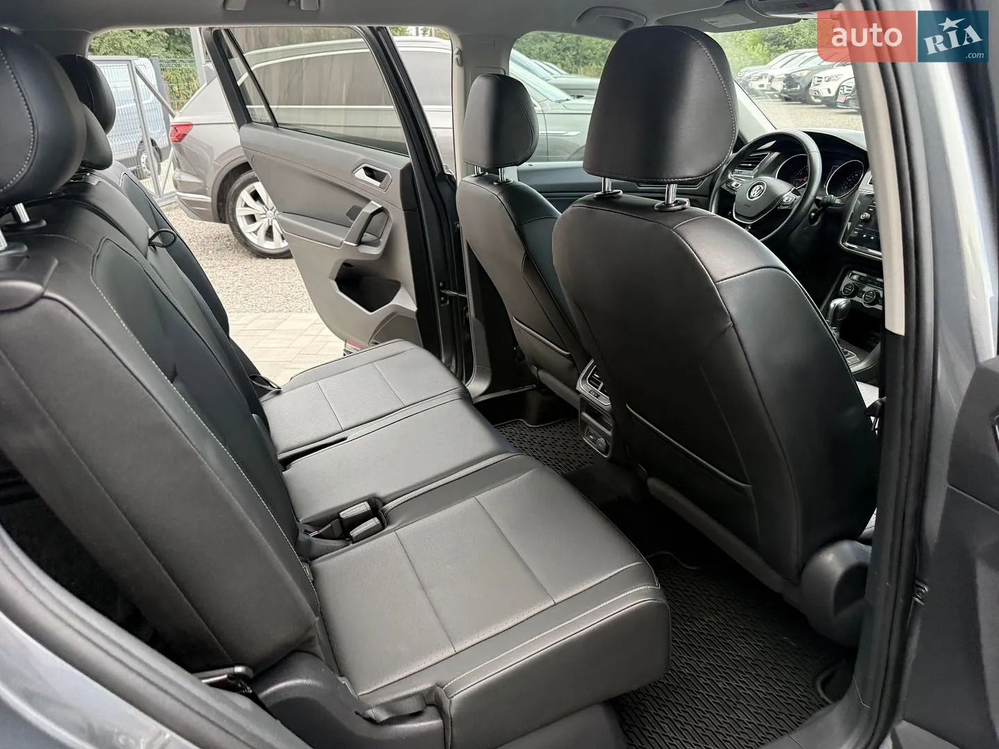 2018 Volkswagen Tiguan - мініатюра 28
