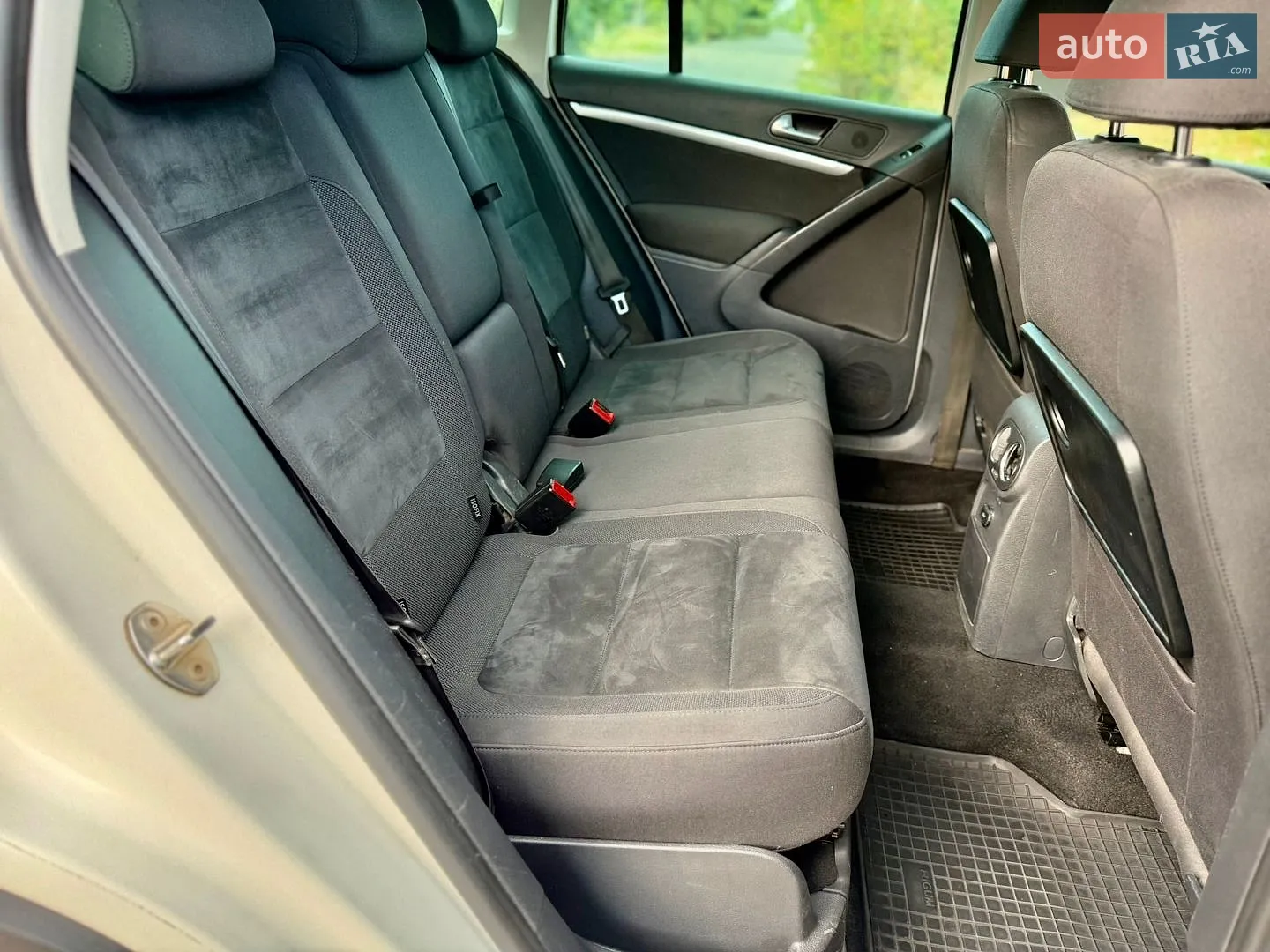 2013 Volkswagen Tiguan - мініатюра 17