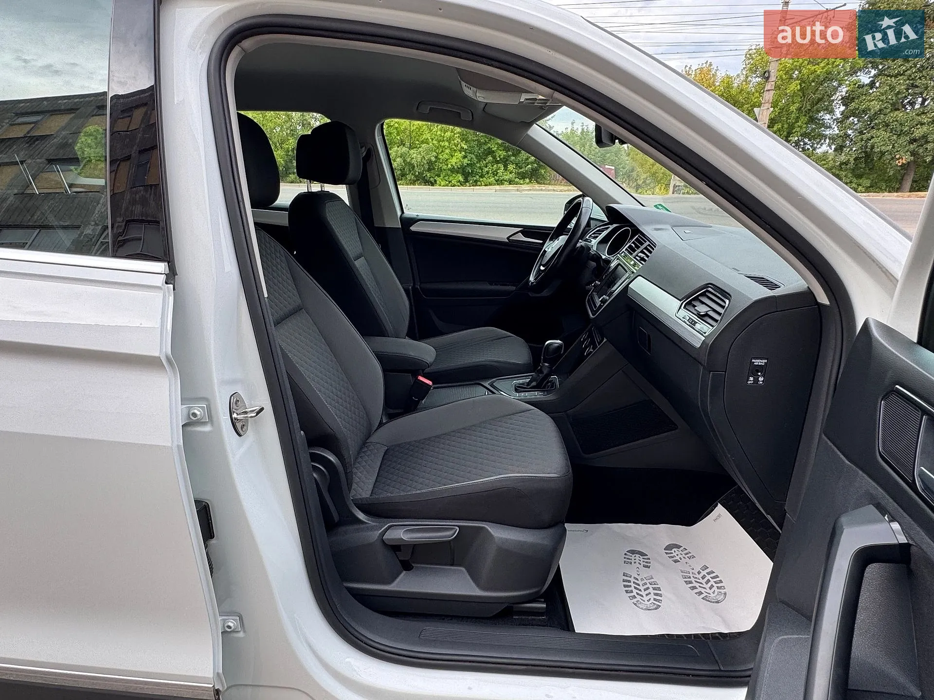 2016 Volkswagen Tiguan - мініатюра 49