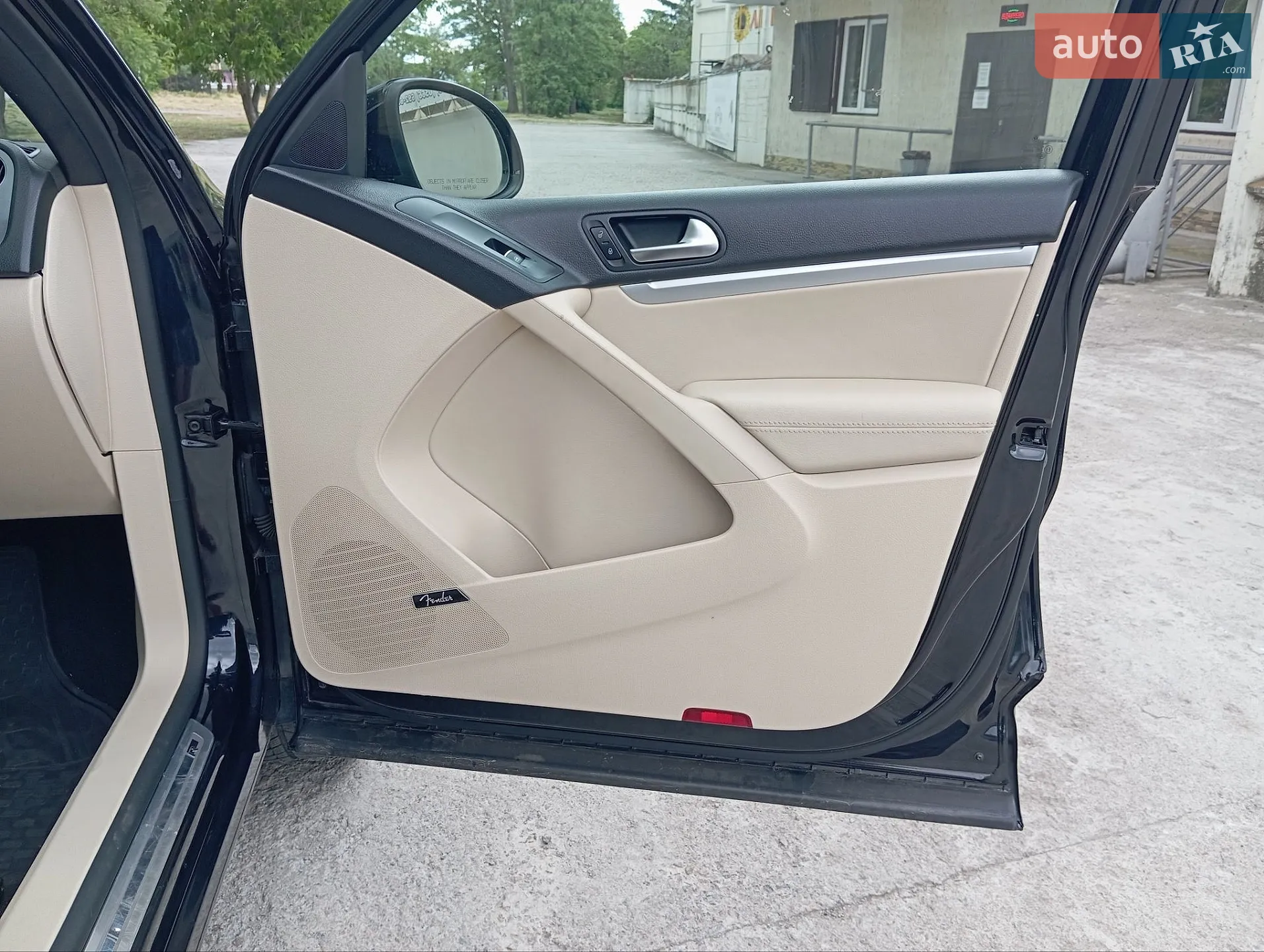 2014 Volkswagen Tiguan - мініатюра 17