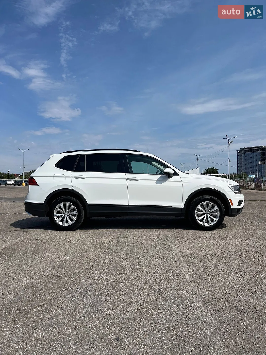 2020 Volkswagen Tiguan - мініатюра 4