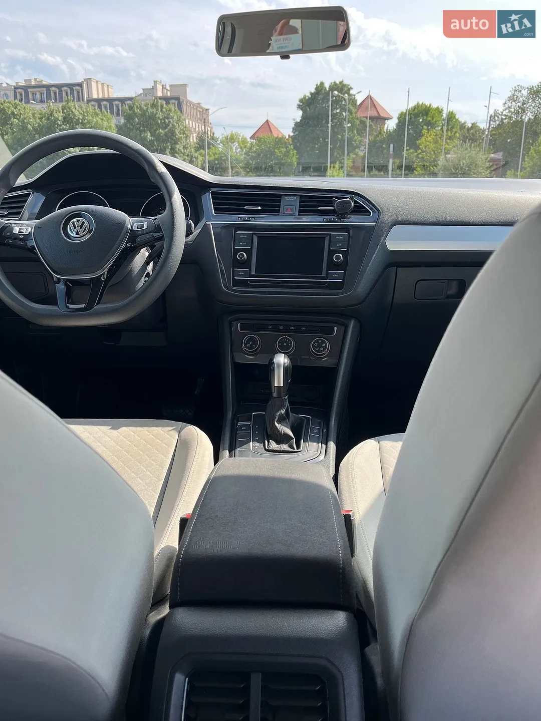 2020 Volkswagen Tiguan - мініатюра 22