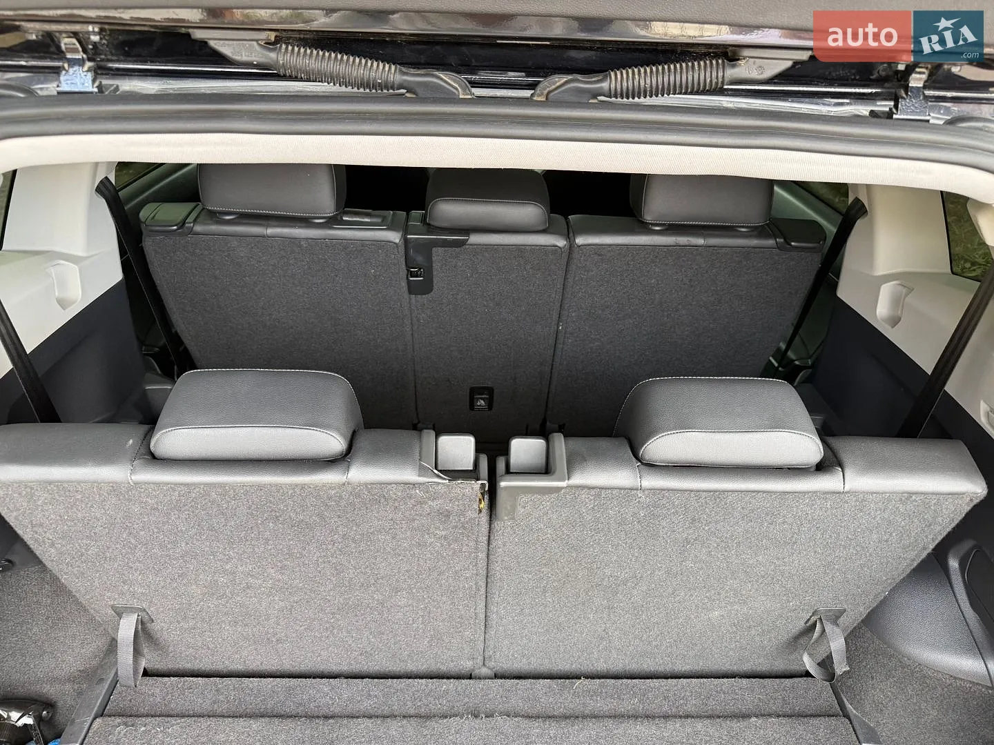 2019 Volkswagen Tiguan - мініатюра 40
