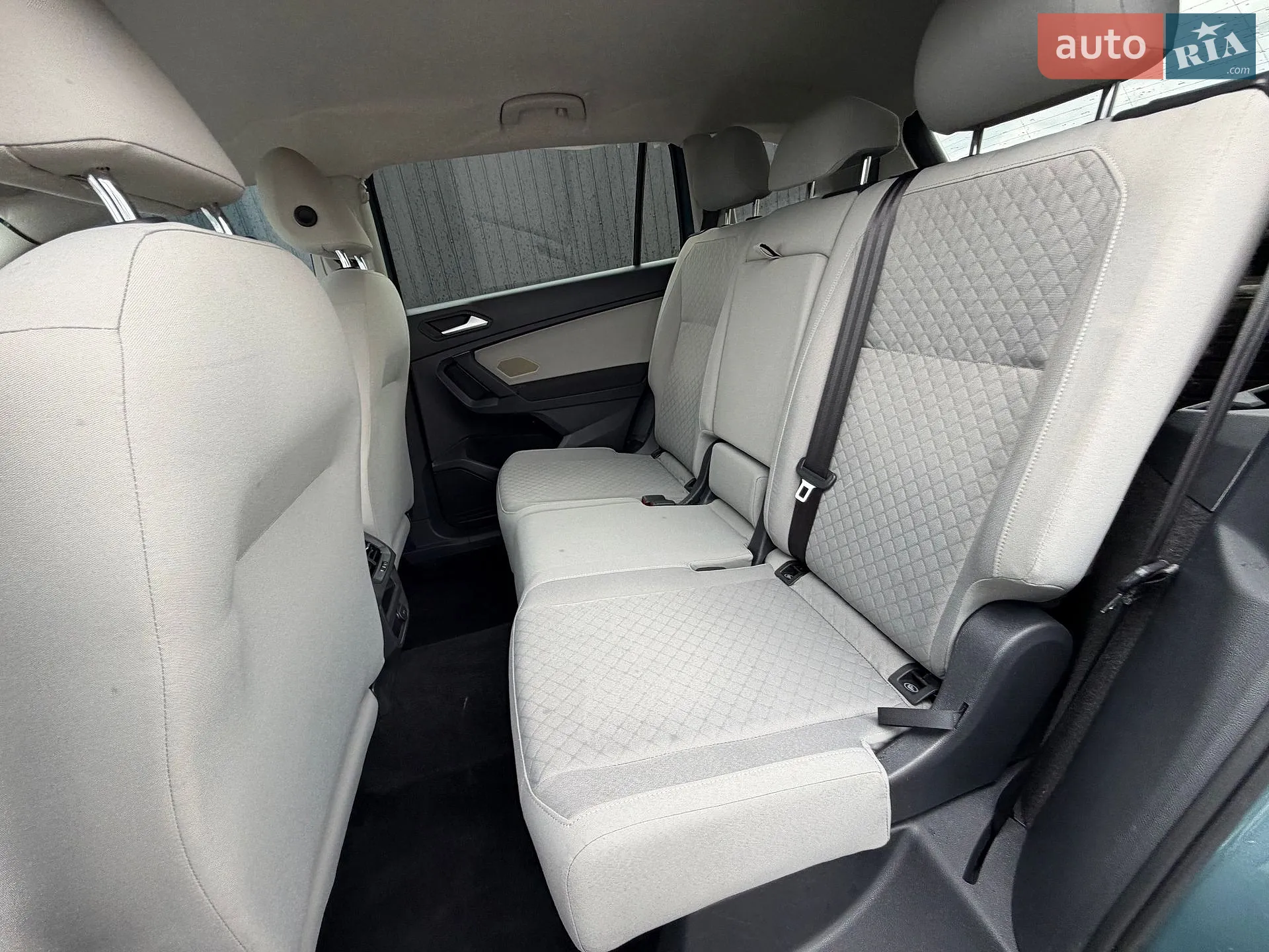 2019 Volkswagen Tiguan - мініатюра 25