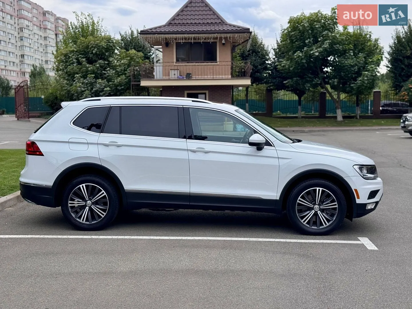 2019 Volkswagen Tiguan - мініатюра 9