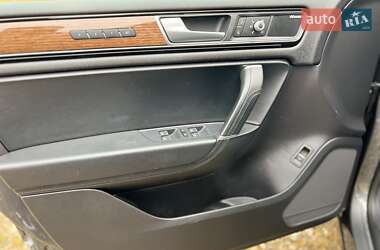 Внедорожник / Кроссовер Volkswagen Touareg R 2017 в 