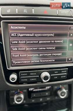 Внедорожник / Кроссовер Volkswagen Touareg R 2017 в 