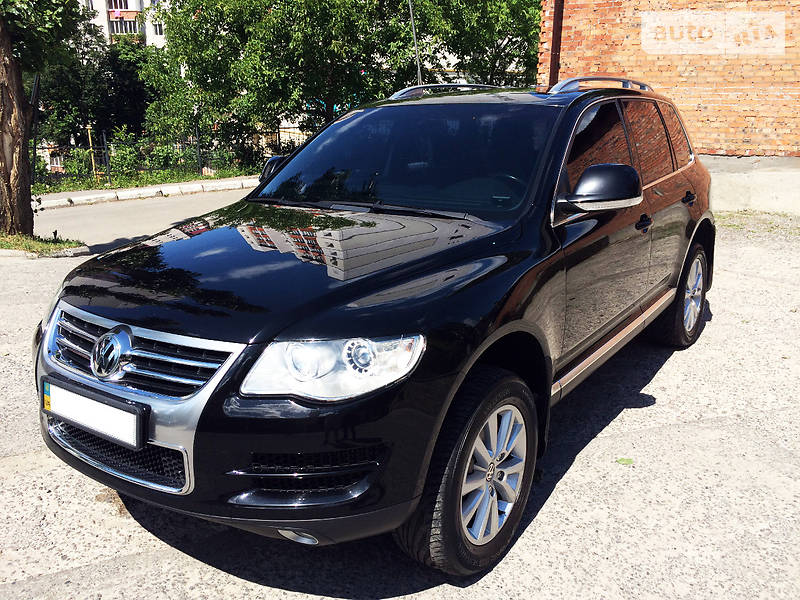 Внедорожник / Кроссовер Volkswagen Touareg 2008 в Хмельницком