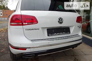  Volkswagen Touareg 2017 в Киеве