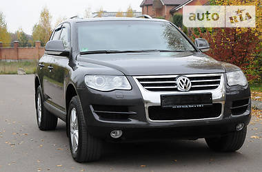 Внедорожник / Кроссовер Volkswagen Touareg 2009 в Ровно