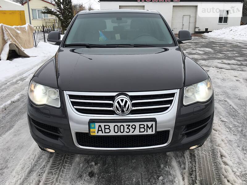 Внедорожник / Кроссовер Volkswagen Touareg 2007 в Киеве