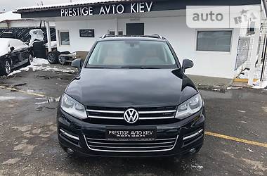 Внедорожник / Кроссовер Volkswagen Touareg 2011 в Киеве