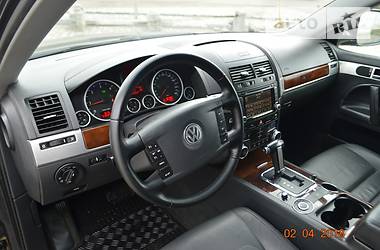 Внедорожник / Кроссовер Volkswagen Touareg 2009 в Львове