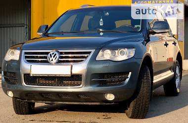 Позашляховик / Кросовер Volkswagen Touareg 2008 в Києві