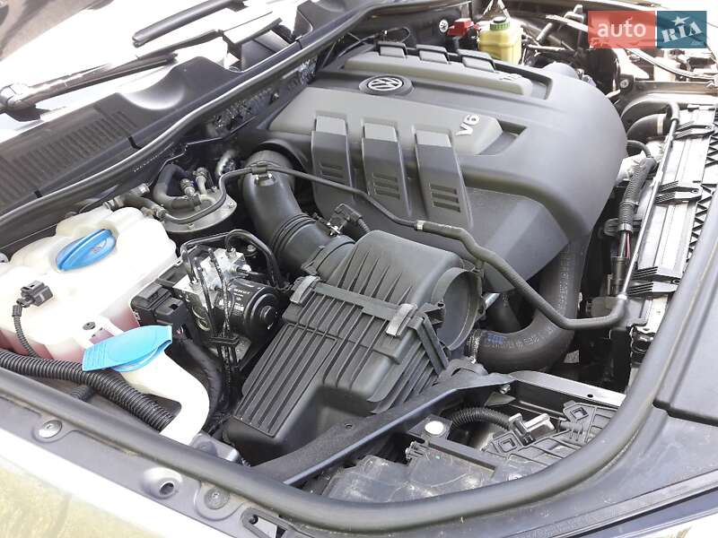 Внедорожник / Кроссовер Volkswagen Touareg 2013 в Киеве фото 16 Внедорожник / Кроссовер Volkswagen Touareg 2013 в Киеве
