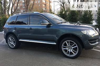 Внедорожник / Кроссовер Volkswagen Touareg 2008 в Киеве