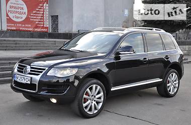 Внедорожник / Кроссовер Volkswagen Touareg 2007 в 