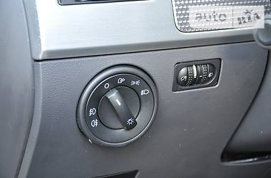 Внедорожник / Кроссовер Volkswagen Touareg 2007 в 